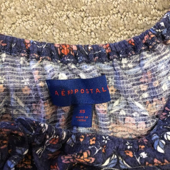 Off-Shoulder Top! - Picture 3 of 3